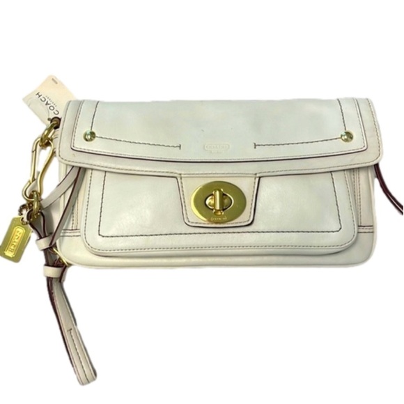 Coach Handbags - Coach Hampton Village Winter White Leather Clutch with Detachable Wristlet